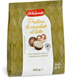 Praline di cioccolato al latte con cremoso ripieno e granella di pretzel