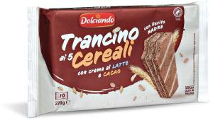 Trancino ai 5 cereali con crema al latte e cacao