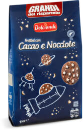 Biscotti frollini con cacao e nocciole